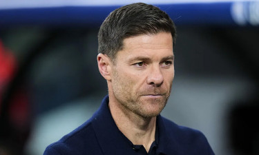 চাকরি হারানোর মুখে আলোনসো, রিয়ালের সম্ভাব্য পাঁচ কোচ