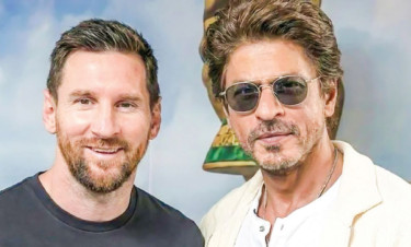 দুই রাজা এক ফ্রেমে