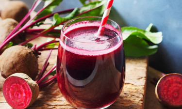 রক্তাল্পতা কমাতে ৪ উপকরণে তৈরি যে স্বাস্থ্যকর পানীয়