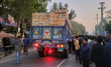 সিরাজগঞ্জে ট্রাক-অটোভ্যানের মুখোমুখি সংঘর্ষ, নিহত ১
