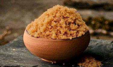 চিনি-গুড়ের পরিবর্তে চায়ে মেশাতে পারেন যে জিনিস