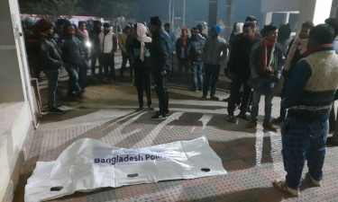 মহাসড়কে হঠাৎ থেমে যায় মোটরসাইকেল, বাসের ধাক্কায় প্রাণ গেল যুবকের
