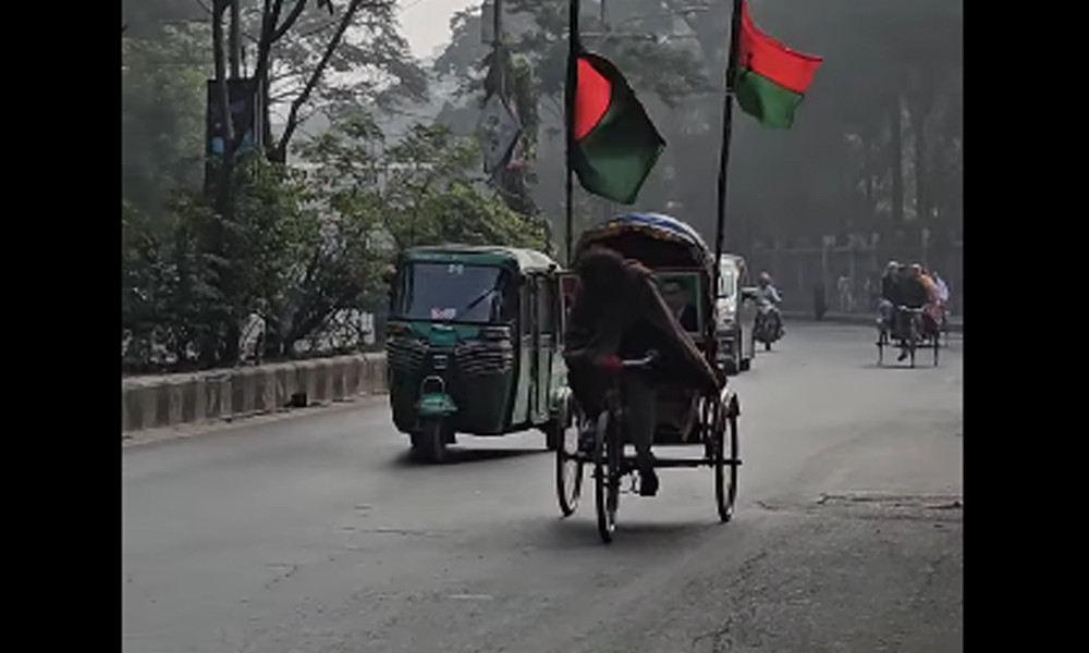 তারেক রহমানকে দেখতে ছুটে চলছেন ভাইরাল সেই রিকশাচালক