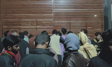 নারায়ণগঞ্জে সিমেন্ট কারখানায় বয়লার বিস্ফোরণে দগ্ধ ৮ শ্রমিক