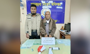 বগুড়ায় যাত্রীবাহী বাস থেকে ইয়াবাসহ মাদক ব্যবসায়ী গ্রেপ্তার