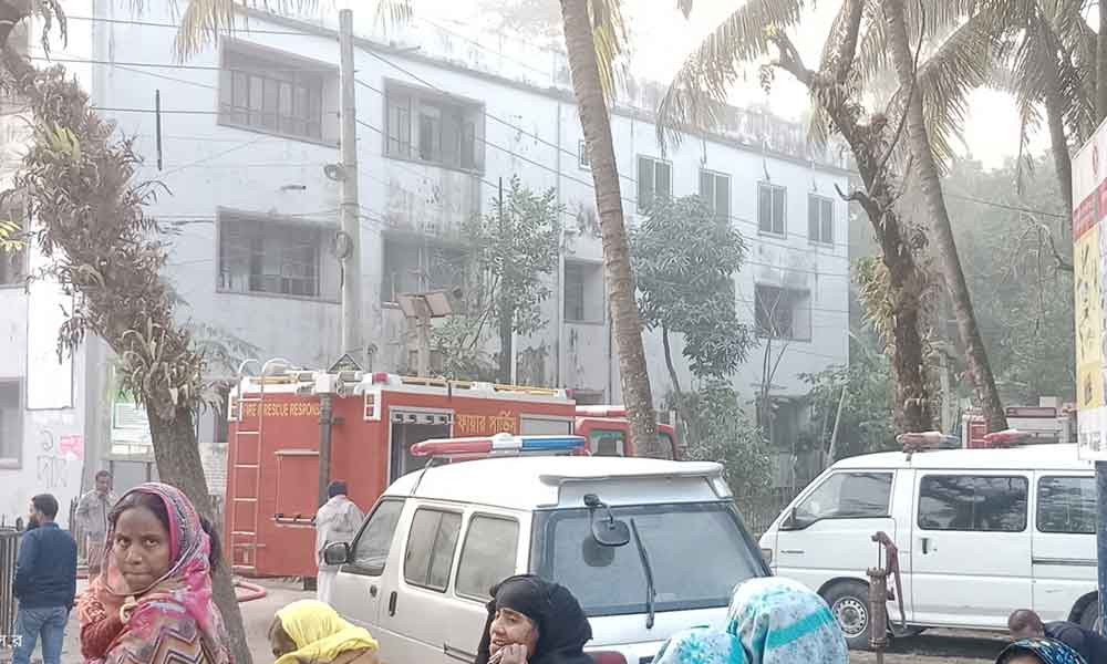 গলাচিপা স্বাস্থ্য কমপ্লেক্সের স্টোর রুমে অগ্নিকাণ্ড