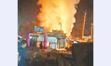 ভালুকায় বিএনপি ও স্বতন্ত্র প্রার্থীর কর্মীদের দফায় দফায় সংঘর্ষ