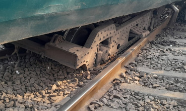 ভৈরবে চট্টগ্রাম মেইল লাইনচ্যুত, ঢাকা-সিলেট-চট্টগ্রাম রুটে ট্রেন চলাচল বন্ধ