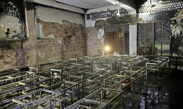 নোয়াখালীতে প্রাথমিক বিদ্যালয়ে অগ্নিকাণ্ড