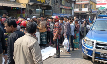 যশোরে ট্রাকচাপায় প্রাণ গেল পথচারী্র
