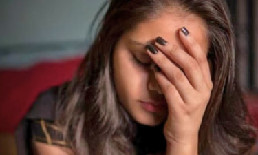 নারীদের হরমোনের ভারসাম্য ঠিক রাখার সহজ উপায় জানালেন বিশেষজ্ঞ