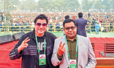 ভোটের মাঠে শোবিজের তারা