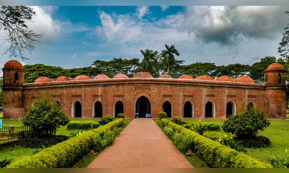 ঐতিহাসিক ষাট গম্বুজ মসজিদের ইতিহাস ও স্থাপত্যশৈলীর জানা-অজানা তথ্য