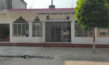 বাগাতিপারায় এবার মসজিদের ইমামের ভাইকে কুপিয়ে আহত