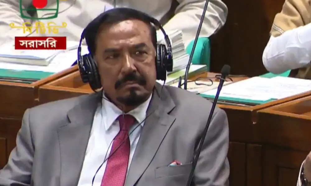 ত্রয়োদশ জাতীয় সংসদের স্পিকার মেজর হাফিজ উদ্দিন