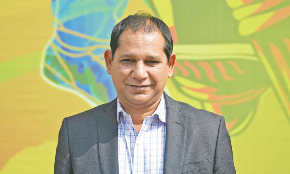 আমার গল্পটি হৃদয় ভাঙতে ভাঙতে বড় হওয়ার
