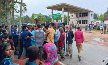 নেত্রকোনায় পৃথক সড়ক দুর্ঘটনায় শিশুসহ নিহত ২