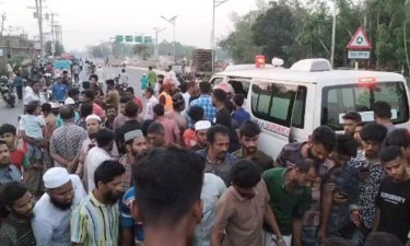টুঙ্গিপাড়ায় মোটরসাইকেল দুর্ঘটনায় যুবক নিহত, আহত ২