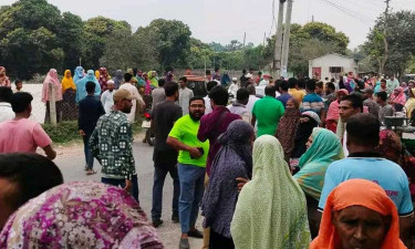ভিজিএফের কার্ড ভাগাভাগি নিয়ে বিএনপি-জামায়াত দ্বন্দ্ব, চাল বিতরণ বন্ধ
