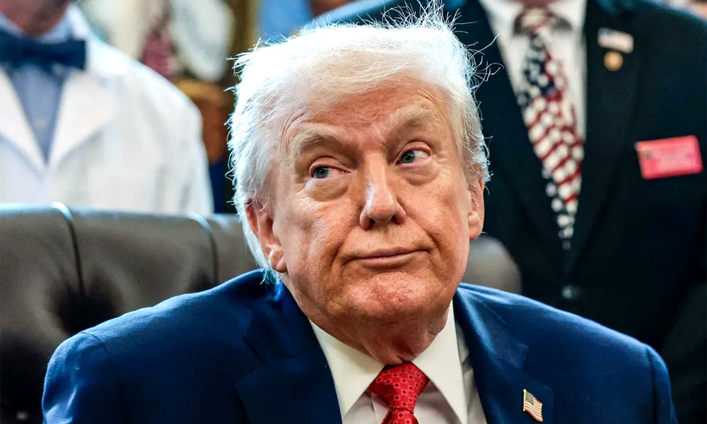 ইরানের পাল্টা হুমকিতে ‘পিছু হটলেন’ ট্রাম্প