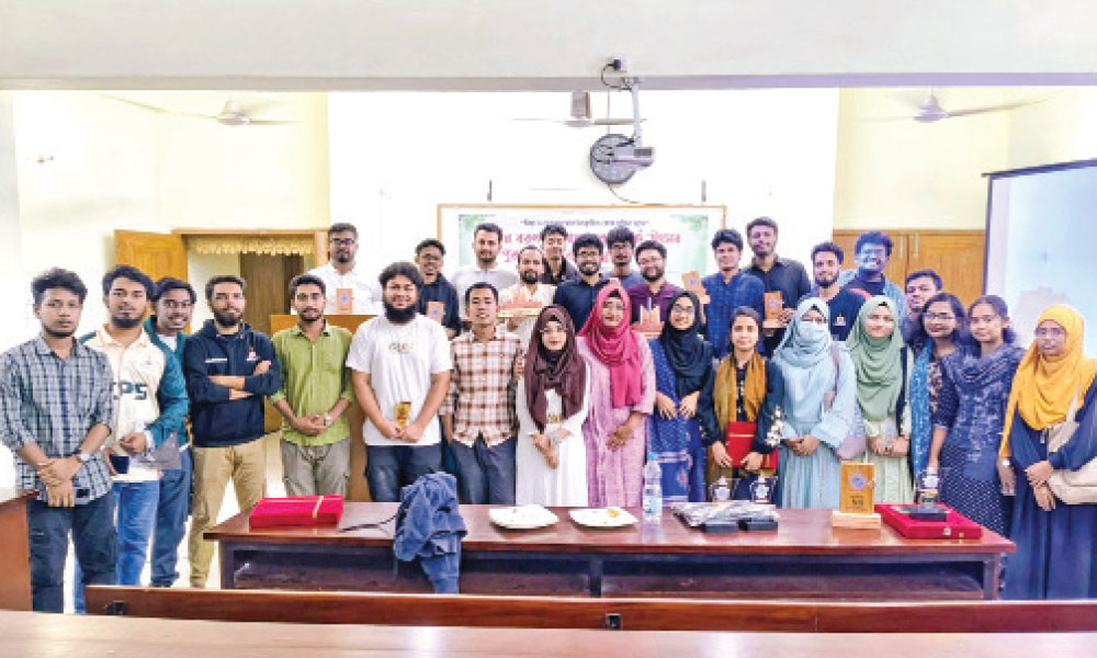 যুক্তির লড়াইয়ে সাফল্যের পথে