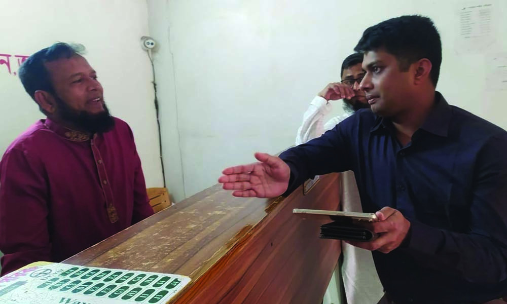 ঈদে বেশি ভাড়া নেওয়ার অভিযোগে গোল্ডেন লাইন পরিবহনকে জরিমানা