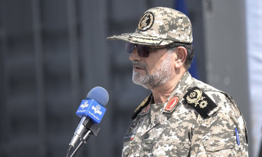 নৌবাহিনীপ্রধানের মৃত্যু নিশ্চিত করল ইরান