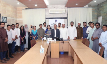 ডাকসুর নেতৃবৃন্দের সঙ্গে ঢাবি উপাচার্যের মতবিনিময়সভা