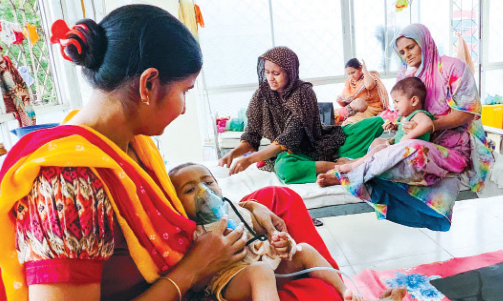 হামের উপসর্গ নিয়ে অনেক শিশুকে ভর্তি হচ্ছে হাসপাতালে