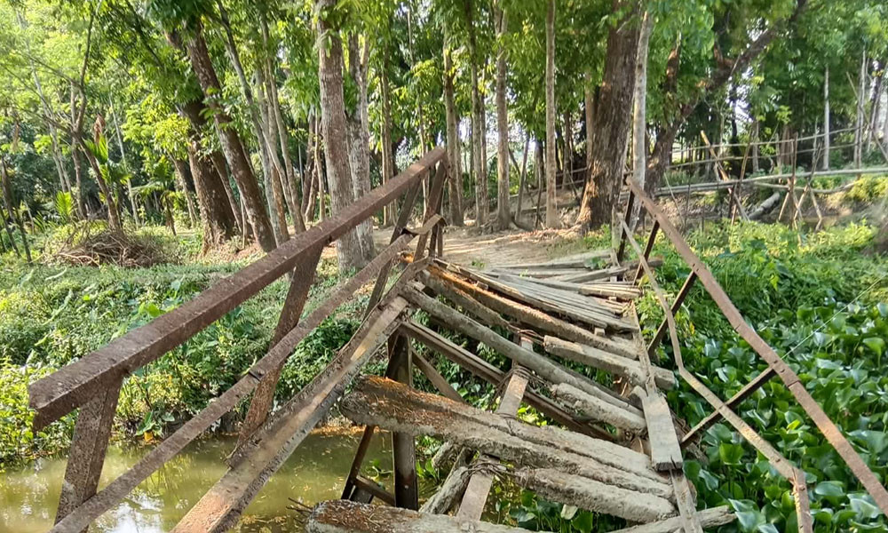 নির্মাণের ২৩ বছরে সংস্কার হয়নি একবারও