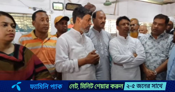 হঠাৎ রেজিস্ট্রার অফিসে এমপি, চাঁদাবাজি ধরতে গেটে তালা