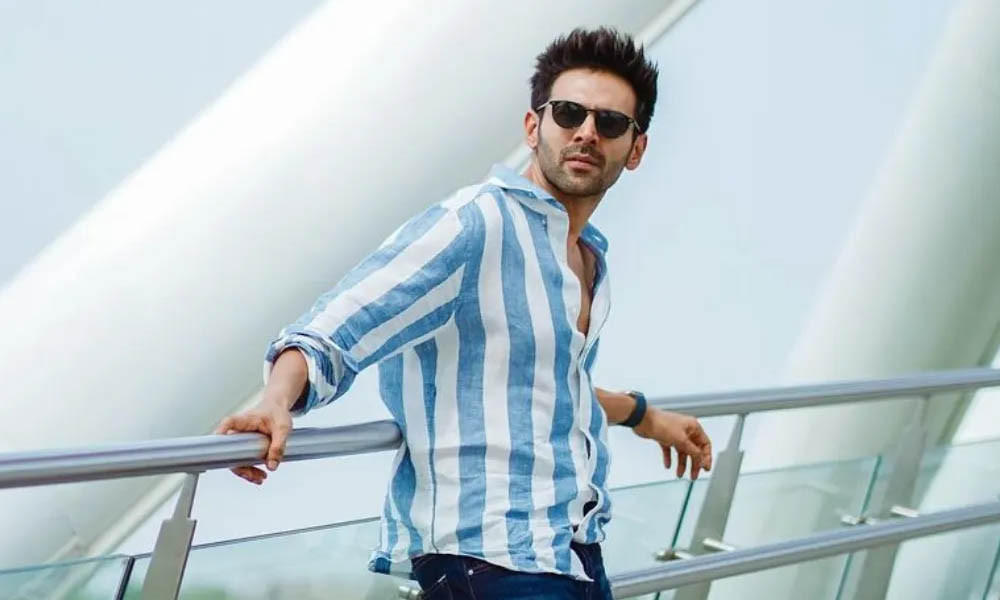 হঠাৎ কেন আদালতে ছুটলেন কার্তিক আরিয়ান?