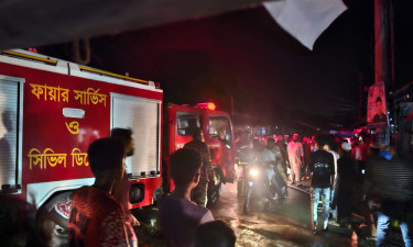 গলাচিপায় পেট্রলের দোকানে অগ্নিকাণ্ড, দগ্ধ ১