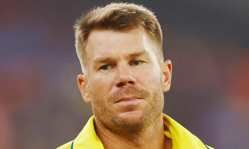 মদ্যপ অবস্থায় গাড়ি চালিয়ে গ্রেপ্তার ওয়ার্নার