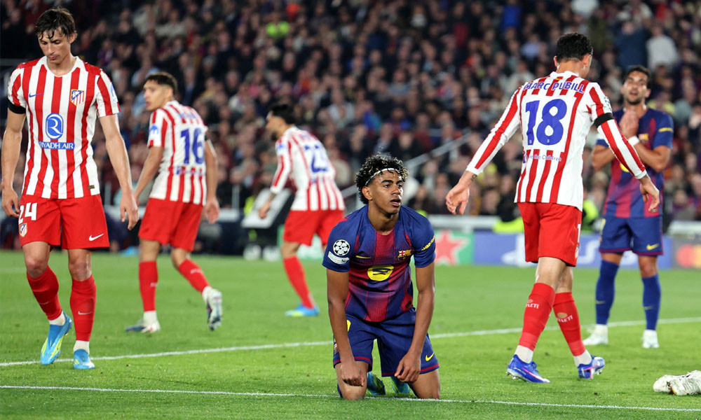 অ্যাতলেতিকোর কাছে হেরে বিদায়ের শঙ্কায় বার্সেলোনা