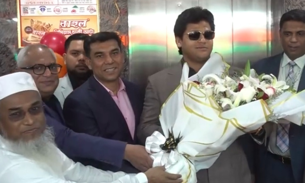 বসুন্ধরা আবাসিকে আপন হেলথ কেয়ারের পথচলা শুরু