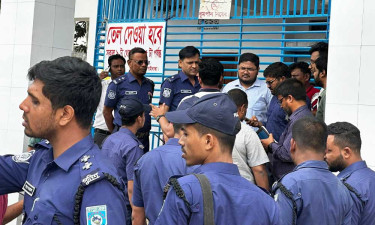 গাইবান্ধায় ফিলিং স্টেশনে তেল নেওয়া নিয়ে সংঘর্ষ, ছুরিকাঘাতে আহত ৩