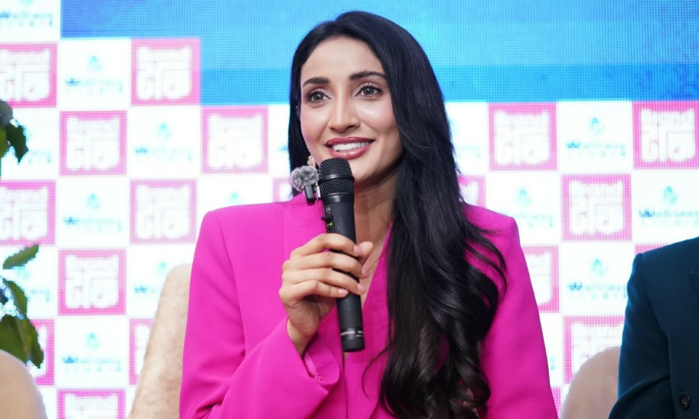 ‘রকস্টার’ শুটিং শুরুর আগে নতুন পরিচয়ে মিথিলা