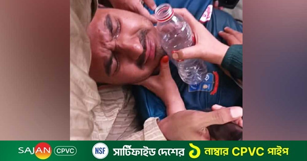শহীদ পরিবারের আহ্বানে অনশন প্রত্যাহার করলেন শিক্ষার্থীরা