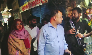 বকশীগঞ্জে তেল মজুদ করে বেশি দামে বিক্রি, ব্যবসায়ীকে ৫০ হাজার টাকা জরিমানা