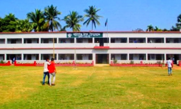 ফেনীর বালিগাঁও উচ্চ বিদ্যালয়ের ৯২ শিক্ষার্থীর এসএসসি পরীক্ষা অনিশ্চিত