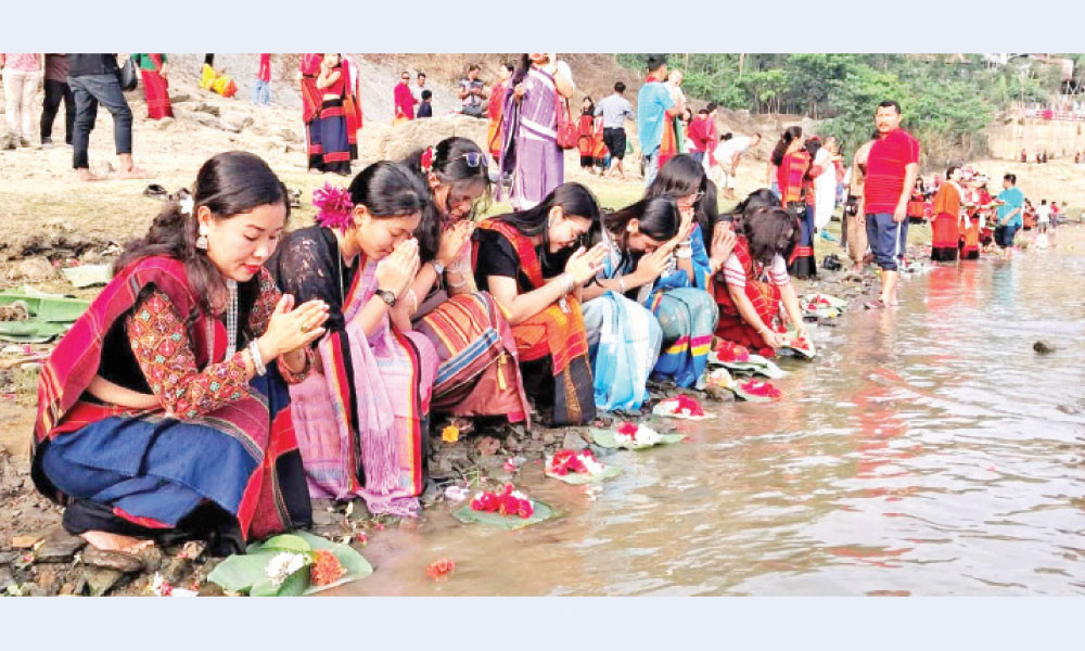 ফুল ভাসিয়ে শুরু বিজু উৎসব
