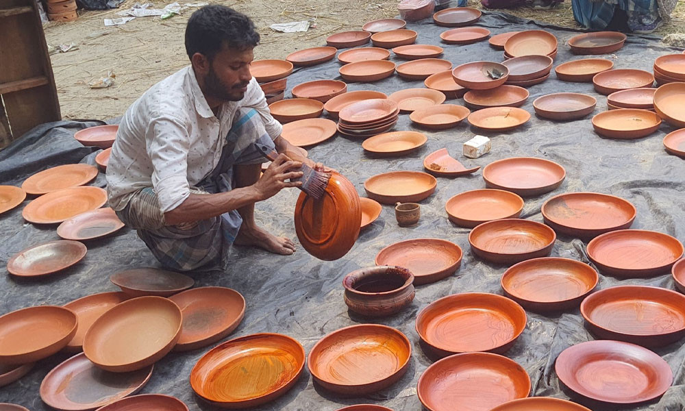 মৃৎশিল্পের রং রাঙাবে বৈশাখ