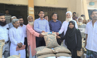 দেবীদ্বারে ১৬ হাজার কৃষকের মাঝে কৃষি প্রণোদনা বিতরণ