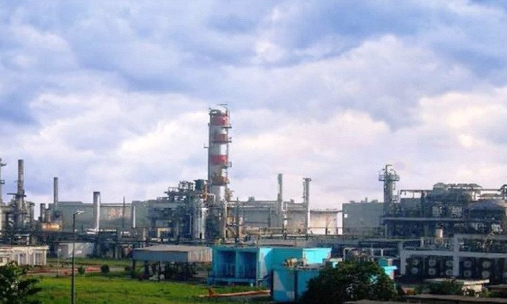দেশের একমাত্র তেল শোধনাগার বন্ধ ঘোষণা
