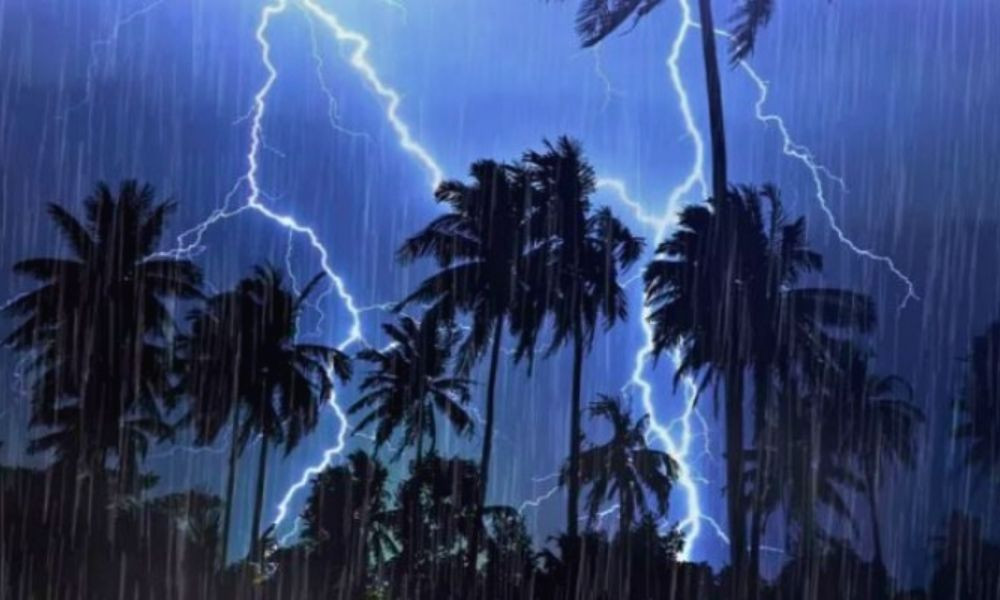 ঝিনাইদহে বজ্রপাতে প্রাণ গেল গৃহবধূর