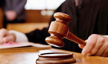 চাঁদা দাবির অভিযোগে দুই কলেজ শিক্ষকের বিরুদ্ধে মামলা