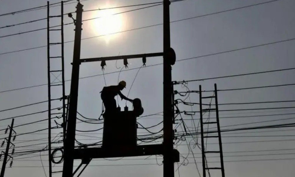 ২৪ ঘণ্টার মধ্যে ১২ ঘণ্টা বিদুৎ থাকে না কয়রায়