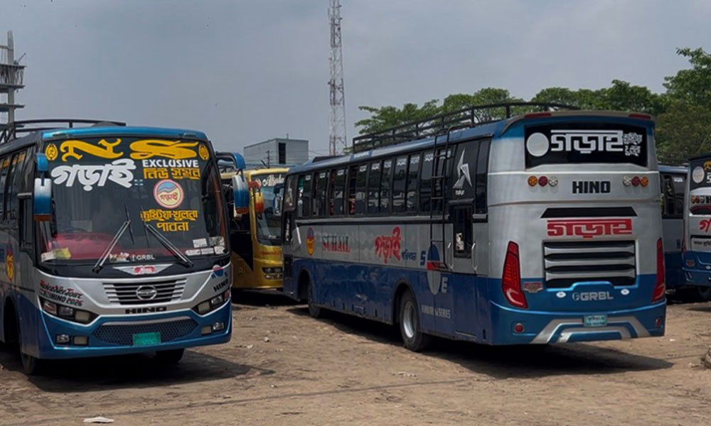 কুষ্টিয়ায় অভ্যন্তরীণ সব রুটে বাস চলাচল বন্ধ