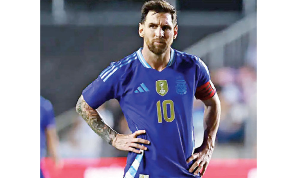 মেসি না খেলায়...